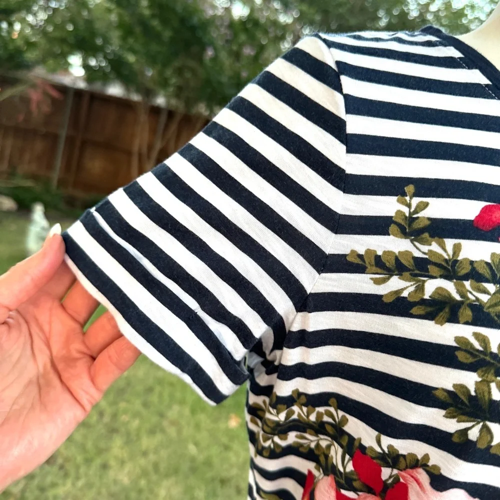 π Tommy Bahama Navy & White Striped Floral Dress - Picture 6 of 10